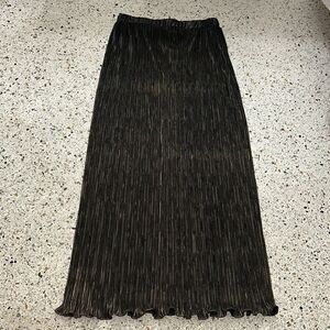 EUC Patra black gold bronze crinkle maxi skirt vintage 12 modern 8